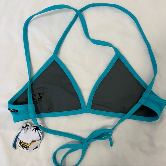 Triangle Top - Picture 2 of 3